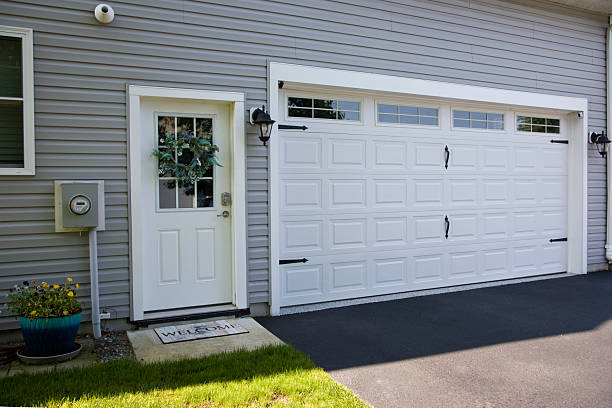 24/7 Emergency Garage Door experts in Sparta, MI